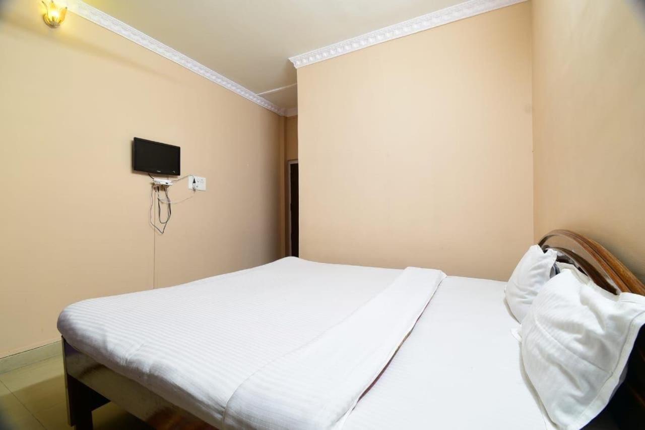 Hotel O The Thangal Hotel Imphal Dış mekan fotoğraf
